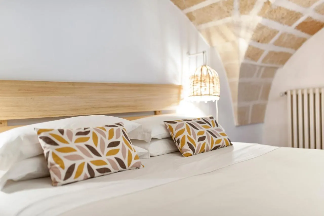 Castriota 19 - Jacuzzi Apartment Sit Lecce